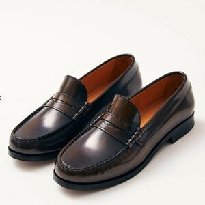 Alohas Rivet Leather Loafers